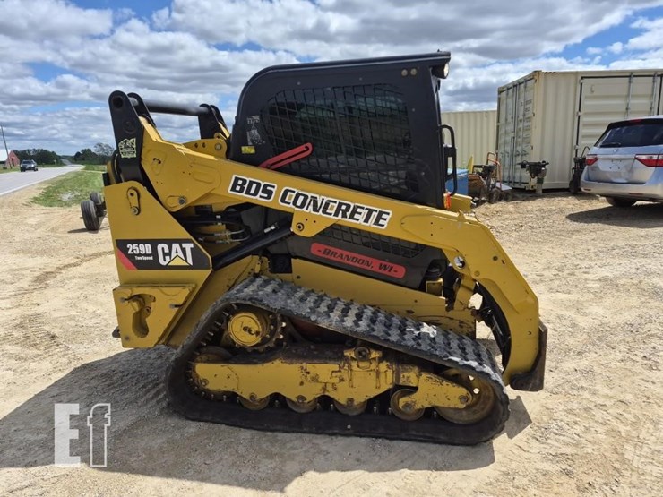 2014-caterpillar-259d-image-8
