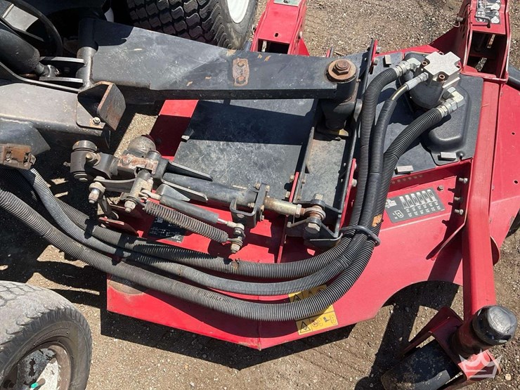 2017-toro-groundsmaster-4000d-image-17