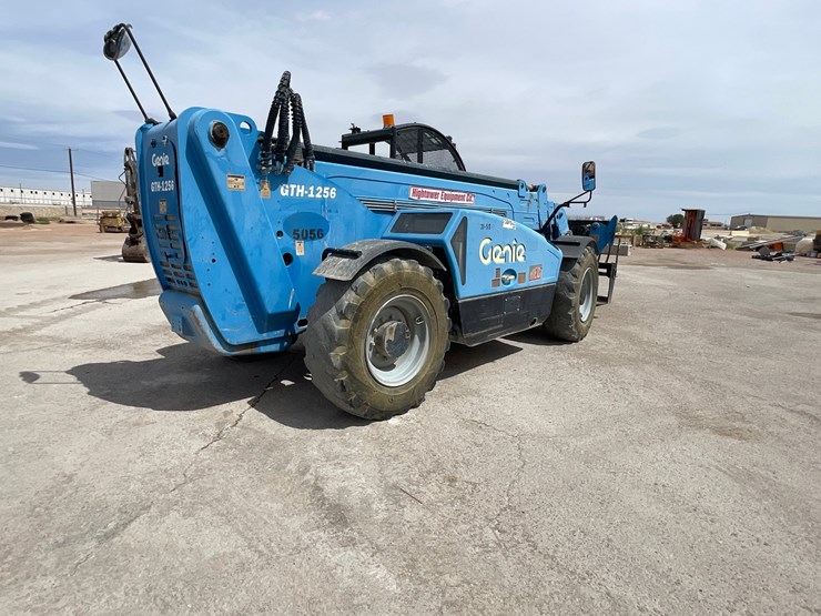 2019-genie-gth1256-image-6