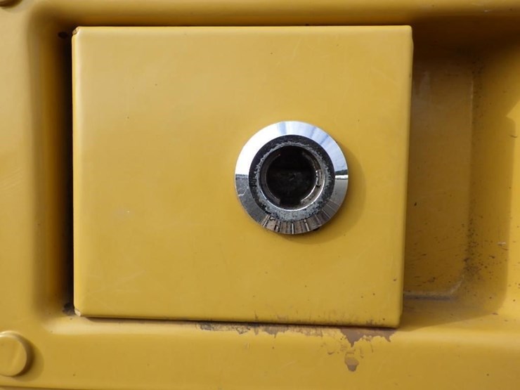 2018-caterpillar-d5k2-xl-image-17
