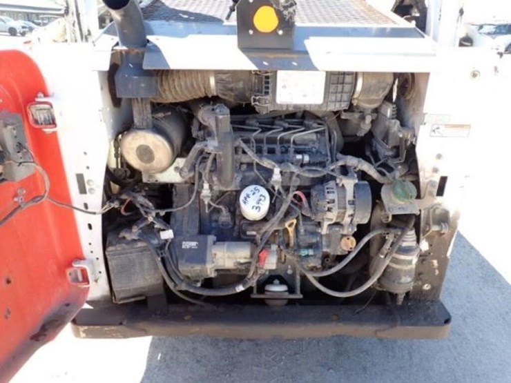 2019-bobcat-s590-image-33