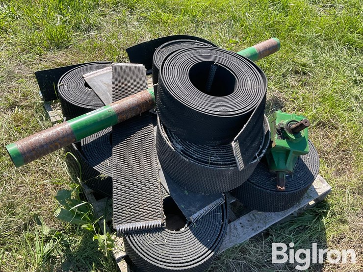 john-deere-566-image-3