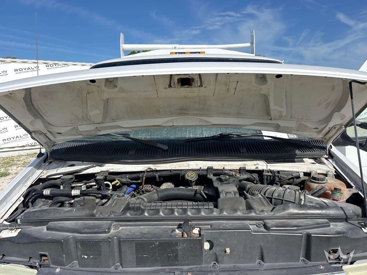 2006-ford-e350-image-7