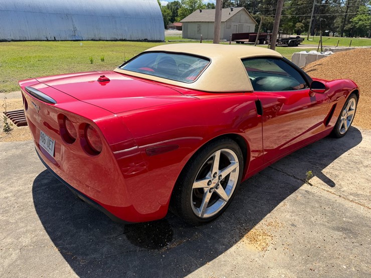 #47804-•-2005-chevrolet-corvette-convertible-vin:-1g1yy34u655124268-image-4