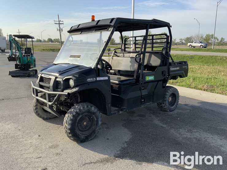 2022-massey-ferguson-730-image-1