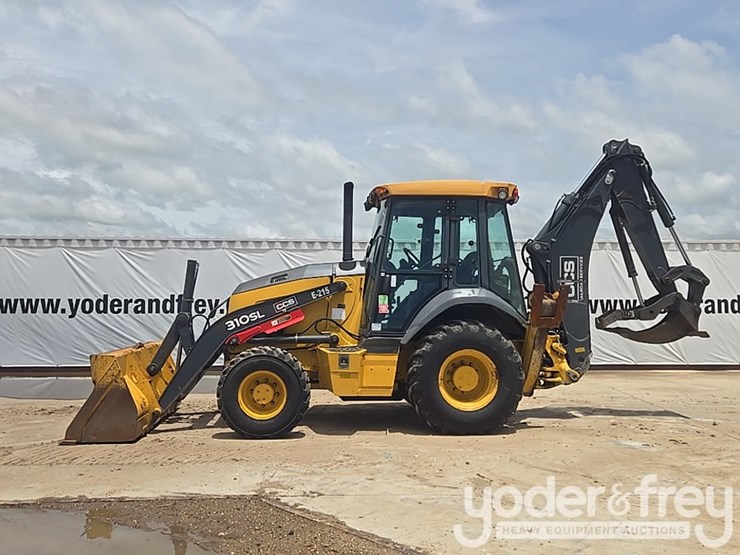 2020-deere-310sl-image-2