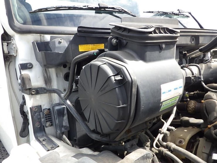 2018-hino-338-image-38