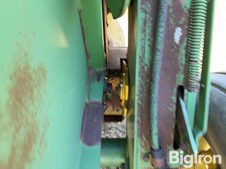 john-deere-530-image-18