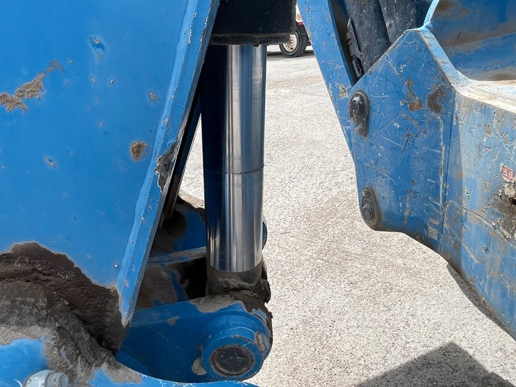 2019-genie-gth1256-image-42