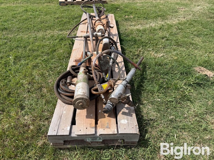 pneumatic-transfer-pumps-image-8