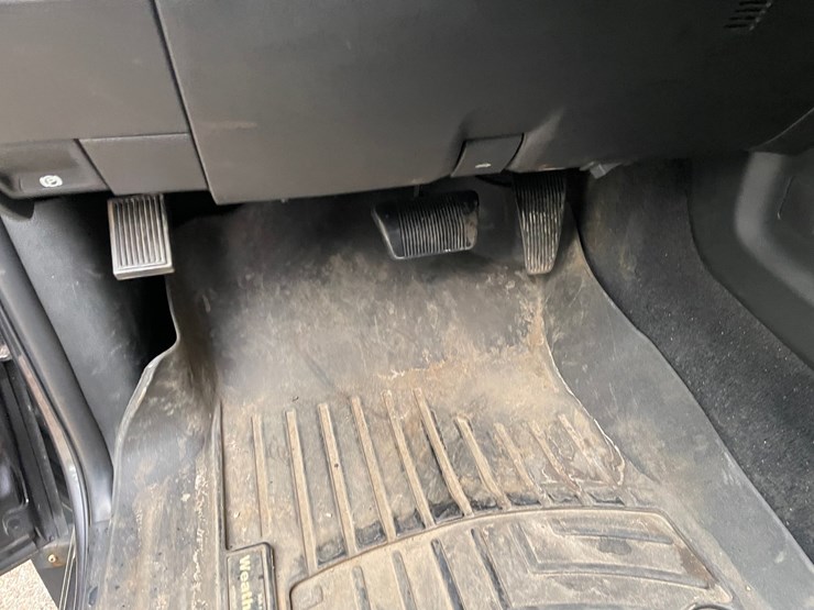 2019-dodge-ram-3500-image-47