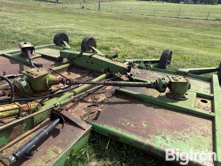 john-deere-15-image-12