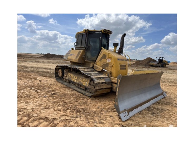 2024-komatsu-d61px-24-image-5