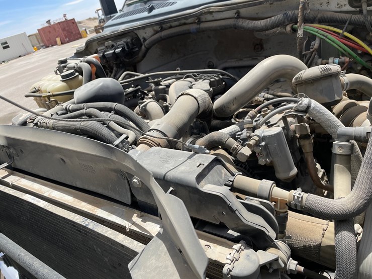 2019-ford-f750-image-38