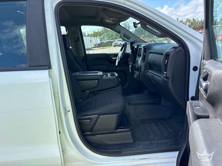 2020-chevrolet-silverado-1500-image-27