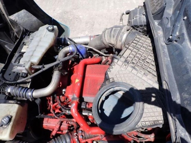 2019-kenworth-t880-image-30