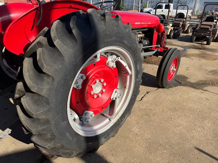 massey-ferguson-to35-image-10