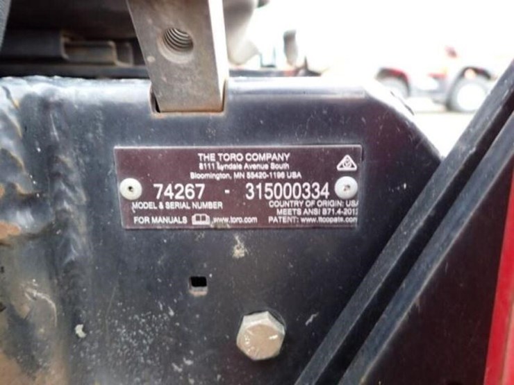2015-toro-z-master-zero-turn-mower-74267315000334-image-9