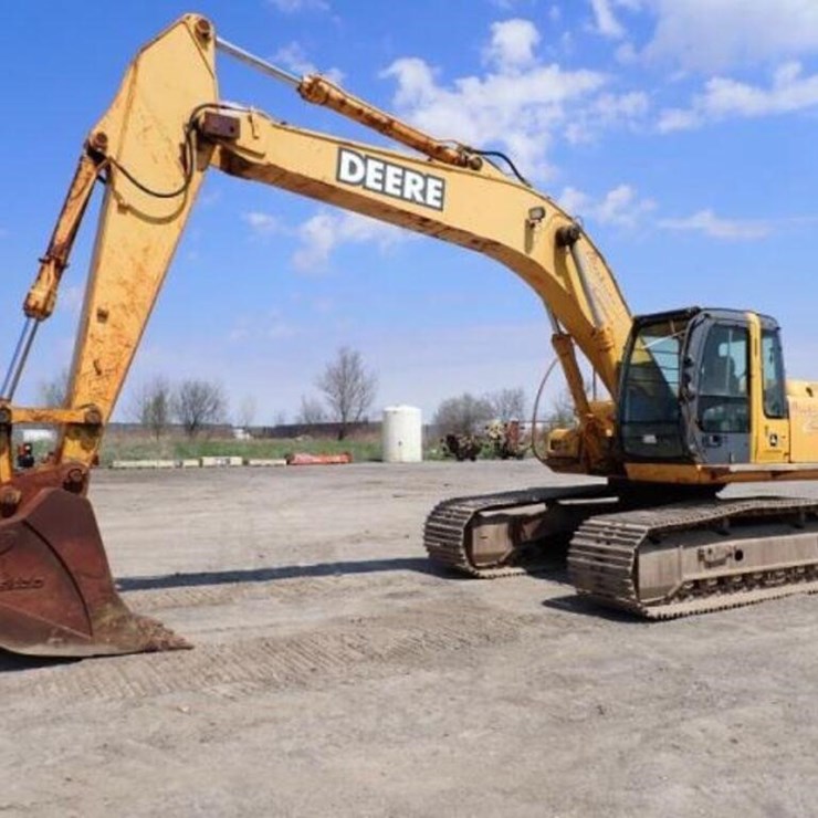 2004 DEERE 270C LC
