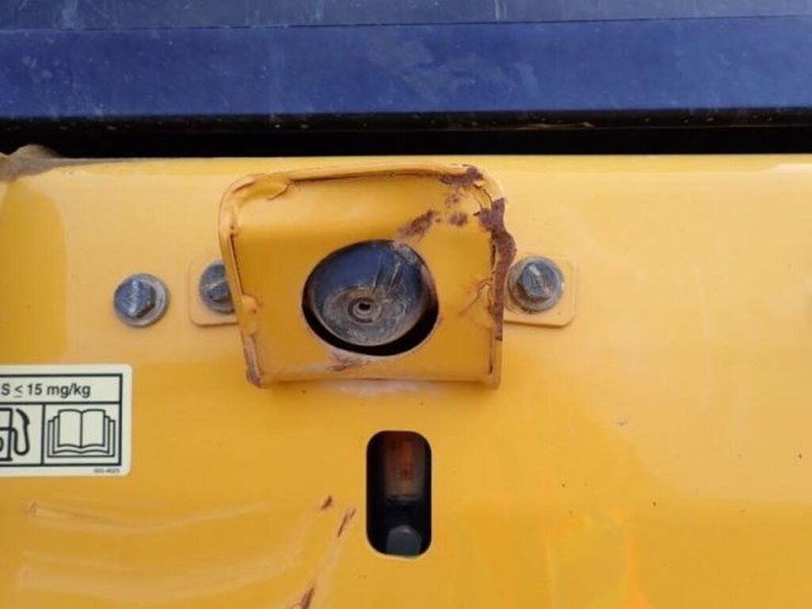 2018-caterpillar-d5k2-xl-image-59