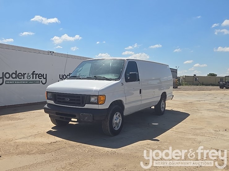 2007-ford-e250-image-1