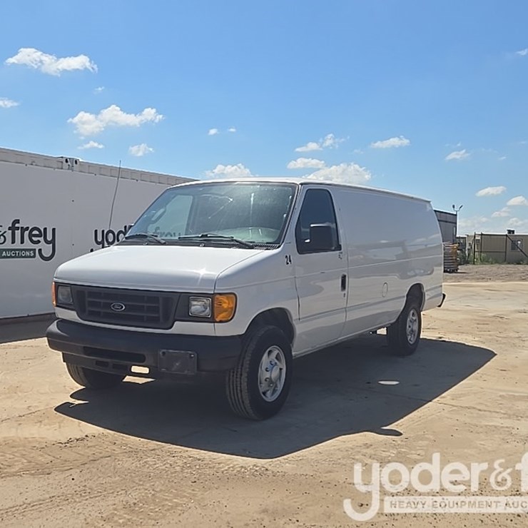2007 FORD E250