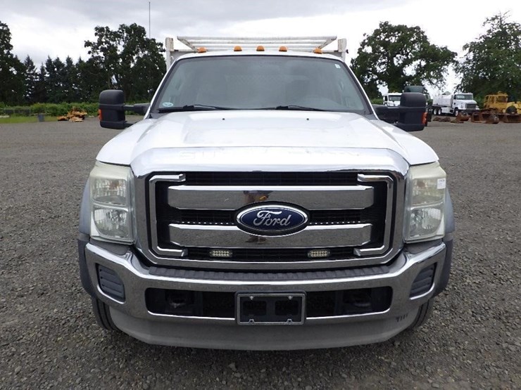 2011-ford-f550-image-2