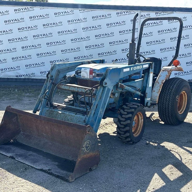 FORD TRACTOR