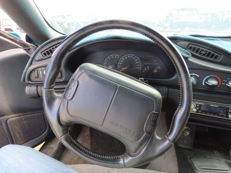 1995-chevrolet-camaro-image-11