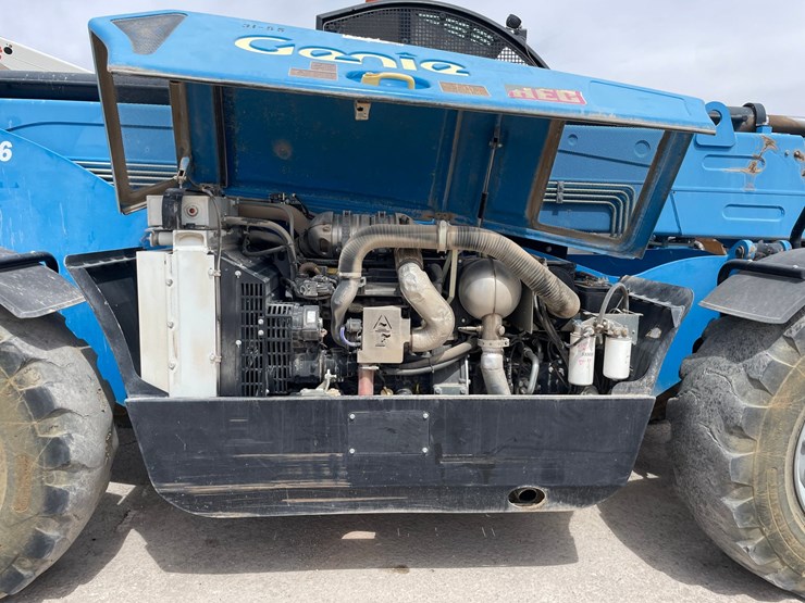 2019-genie-gth1256-image-71