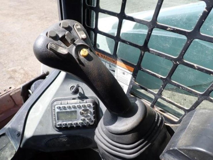 2021-bobcat-t770-image-14