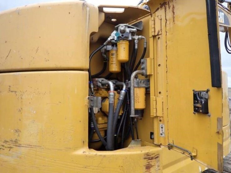 2013-caterpillar-321d-lcr-image-53