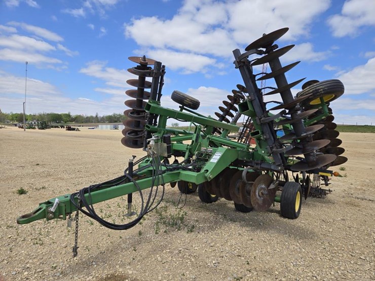 john-deere-637-image-3