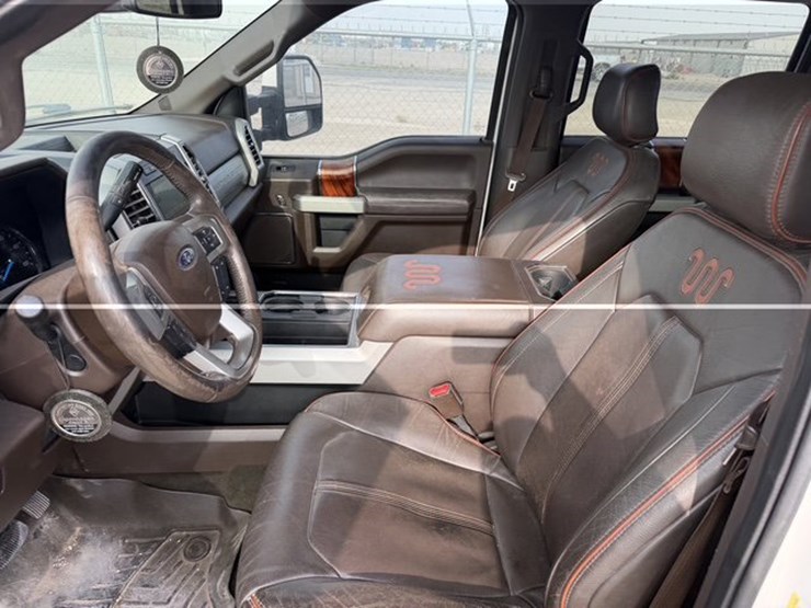 2017-ford-f350-image-12