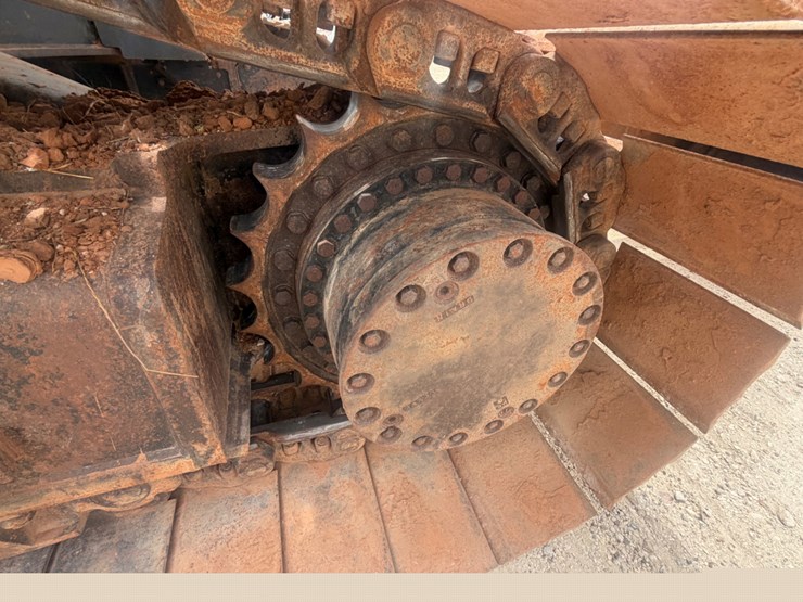 2017-john-deere-6-image-11