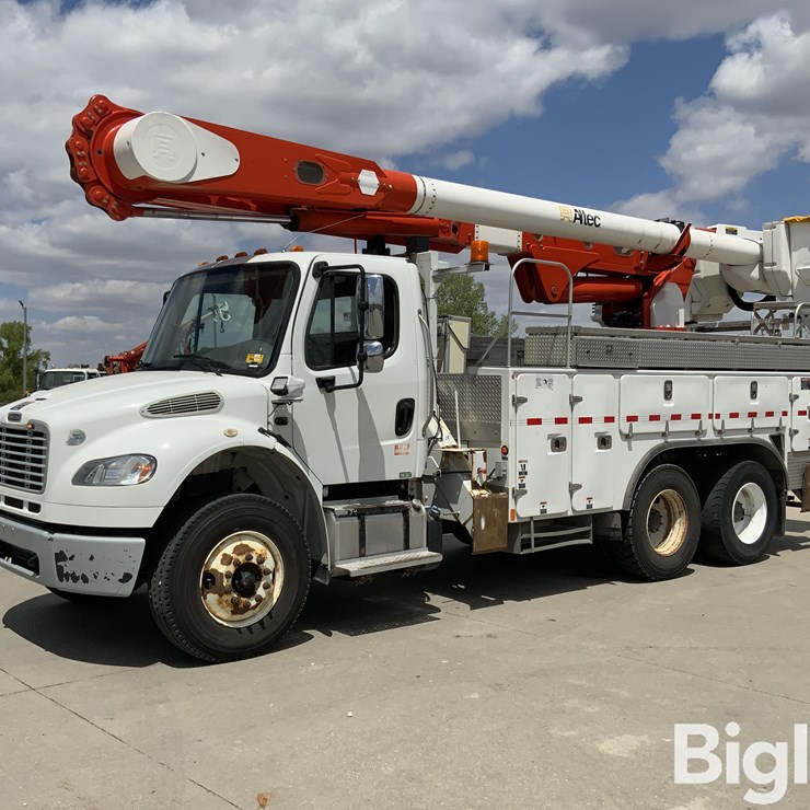 2016 FREIGHTLINER M2 106