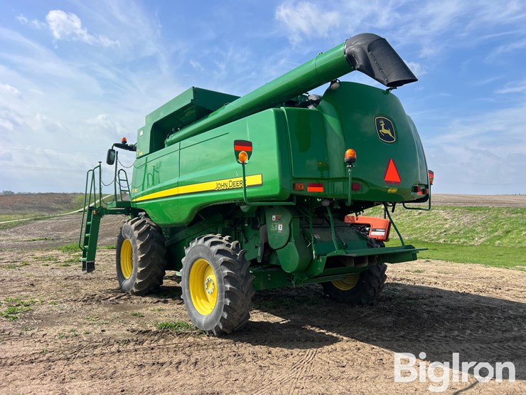 2012-john-deere-s550-image-7