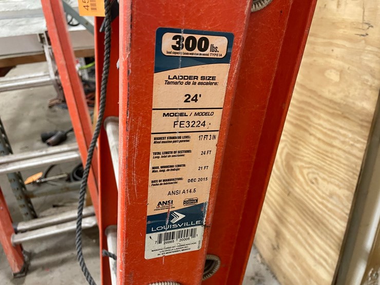 #4582-•-louisville-fiberglass-extension-ladder-image-8