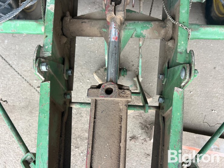 john-deere-model-a-image-11