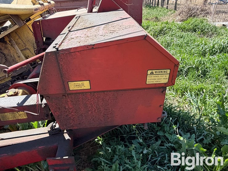 new-holland-718-image-15
