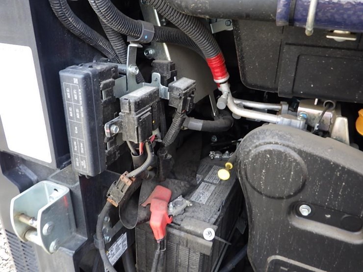 2024-kubota-svl75-3-image-12