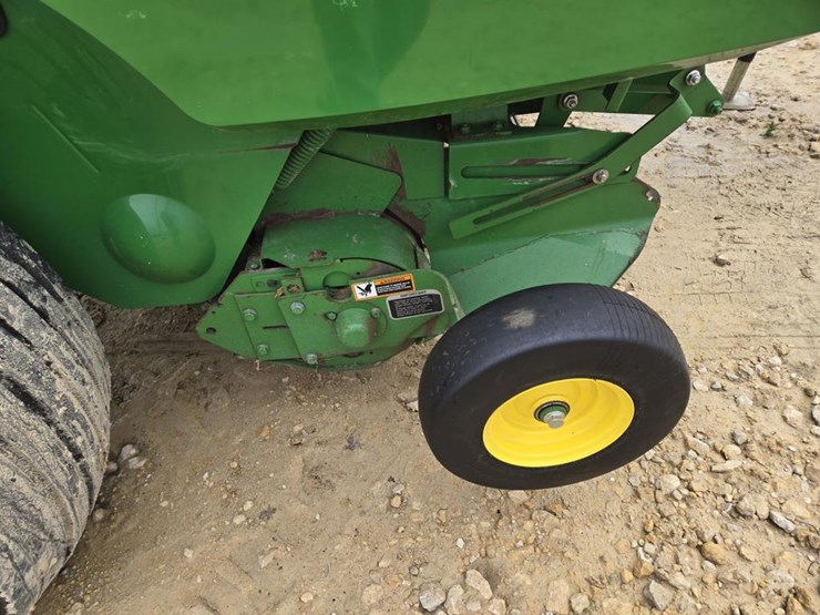 john-deere-569-premium-image-18