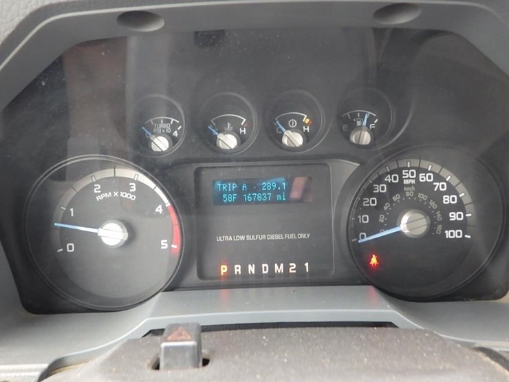 2011-ford-f550-image-34
