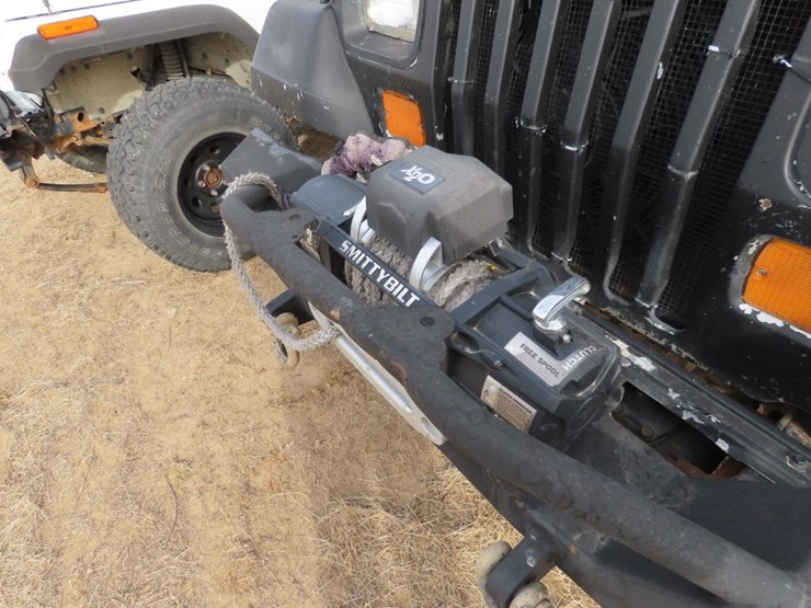 1989-jeep-wrangler-image-13