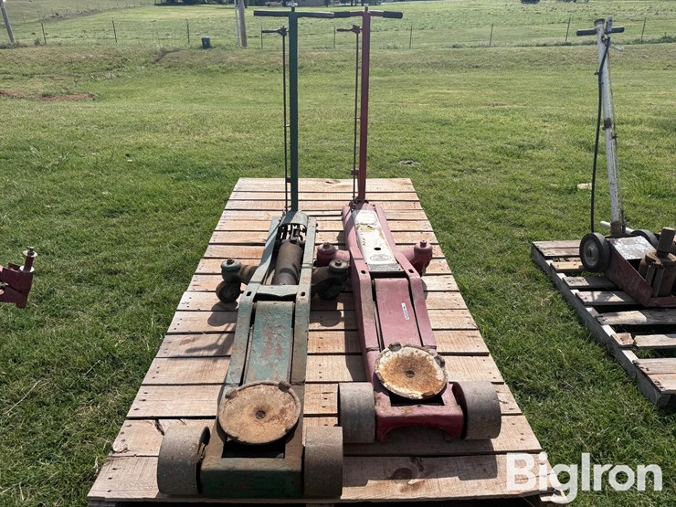 10-ton-floor-jacks-image-2