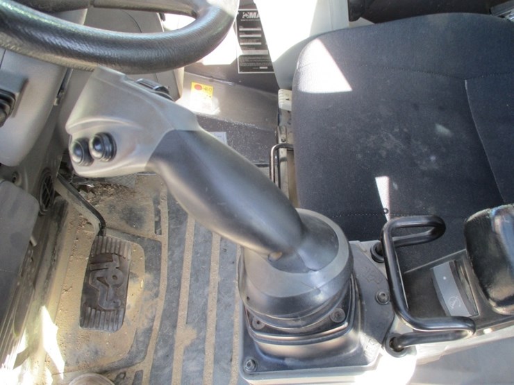 2019-manitou-mrt3255+-telescopic-reach-lift,-image-13
