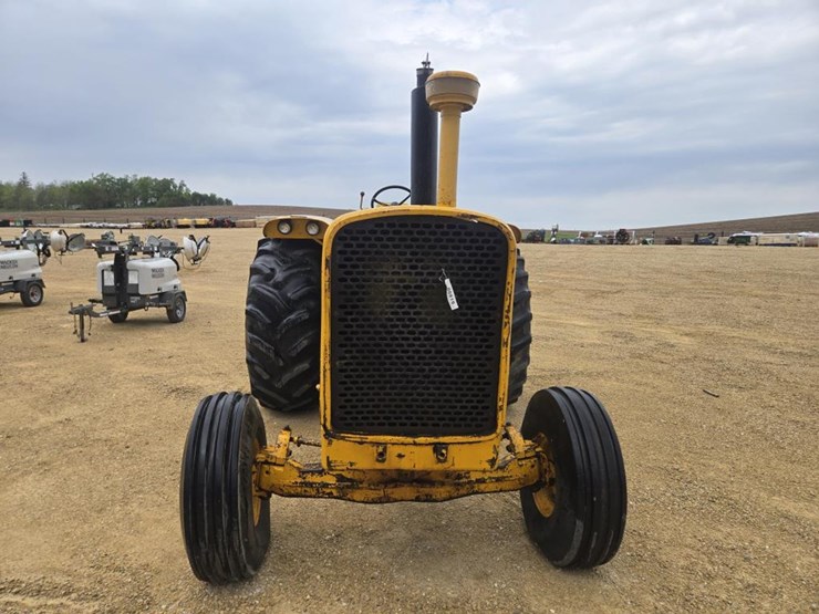 1967-john-deere-700-image-2