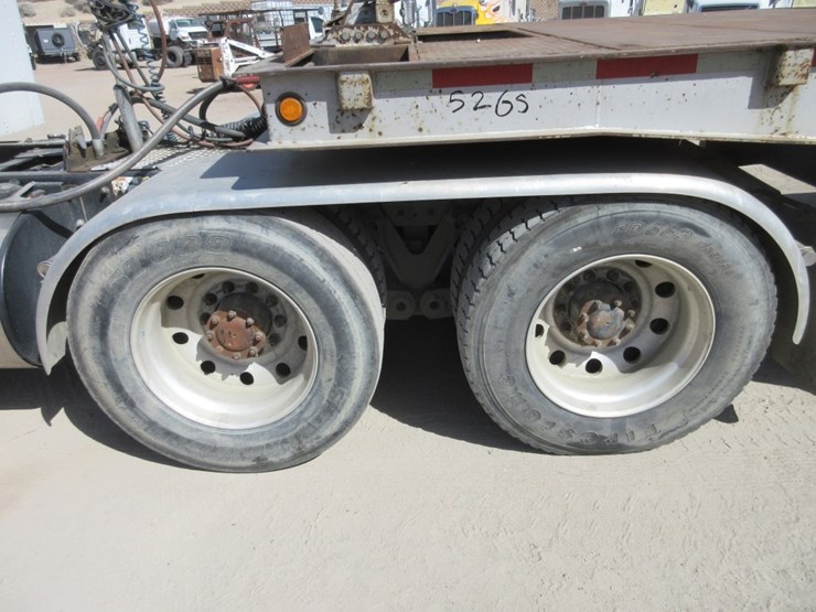 2013-kenworth-t800-image-23