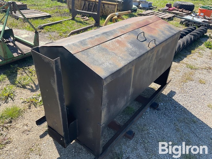 steel-cattle-feed-box-image-5