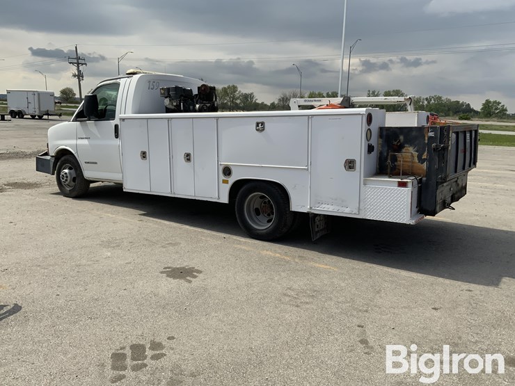 2003-gmc-3500-image-7